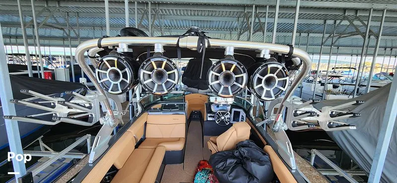 Slide: The Image of Mastercraft XT23 2021 - 14961483