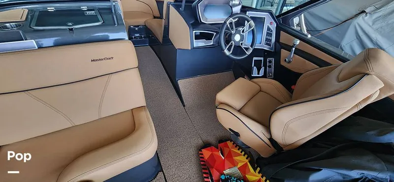 Slide: The Image of Mastercraft XT23 2021 - 14961488