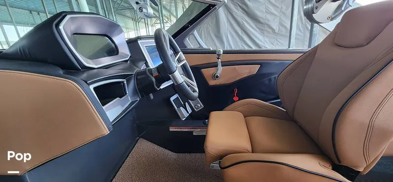 Slide: The Image of Mastercraft XT23 2021 - 14961423