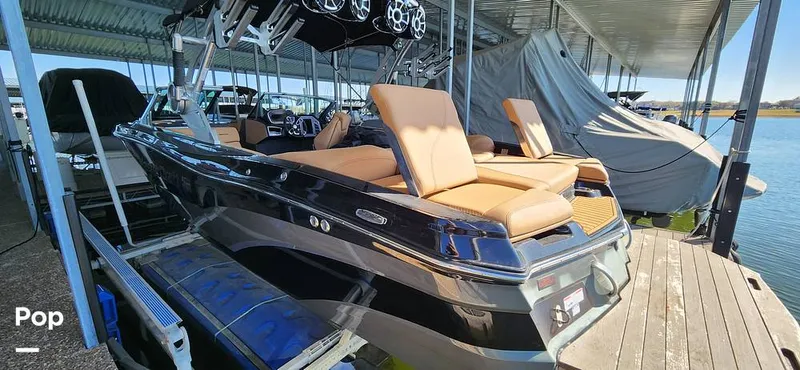 Slide: The Image of Mastercraft XT23 2021 - 14942038