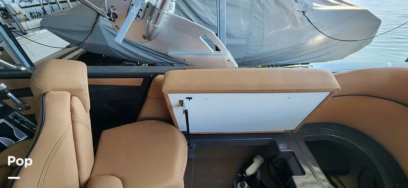 Slide: The Image of Mastercraft XT23 2021 - 14961407