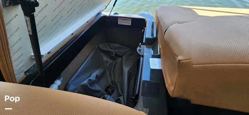 Slide: The Image of Mastercraft XT23 2021 - 14961409