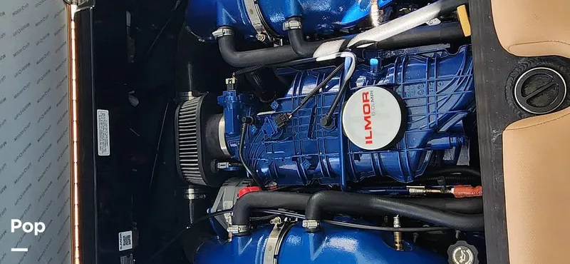 Slide: The Image of Mastercraft XT23 2021 - 14961433