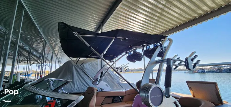 Slide: The Image of Mastercraft XT23 2021 - 14961442