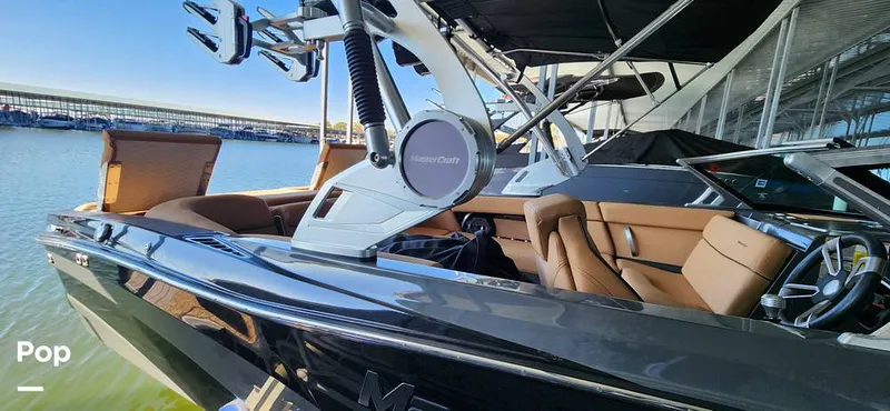Slide: The Image of Mastercraft XT23 2021 - 14961467