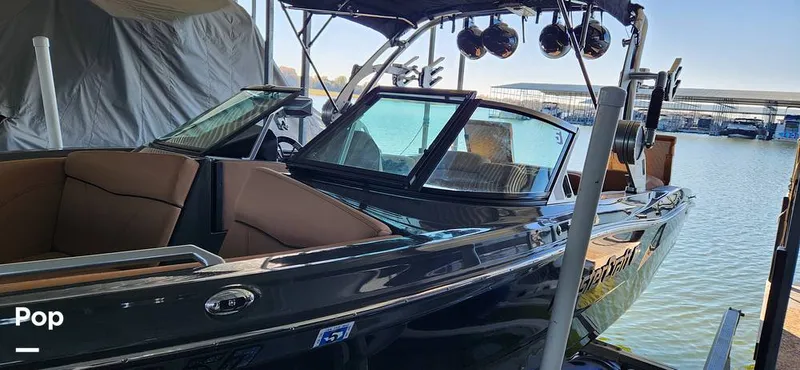 Slide: The Image of Mastercraft XT23 2021 - 14961474