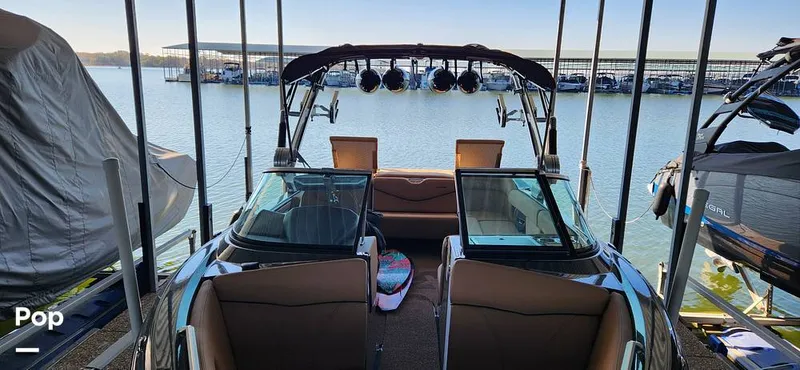 Slide: The Image of Mastercraft XT23 2021 - 14961475