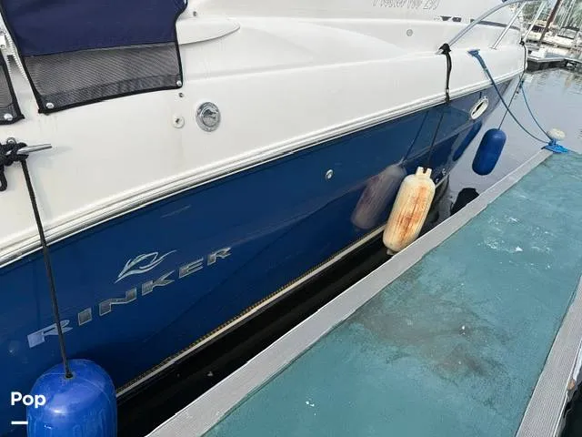 Slide: The Image of Rinker 290 Fiesta Vee 2004 - 16577635