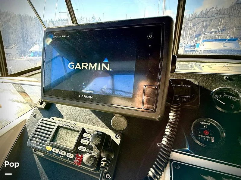 Slide: The Image of Carver Yachts Aft Cabin 350 1993 - 15113142