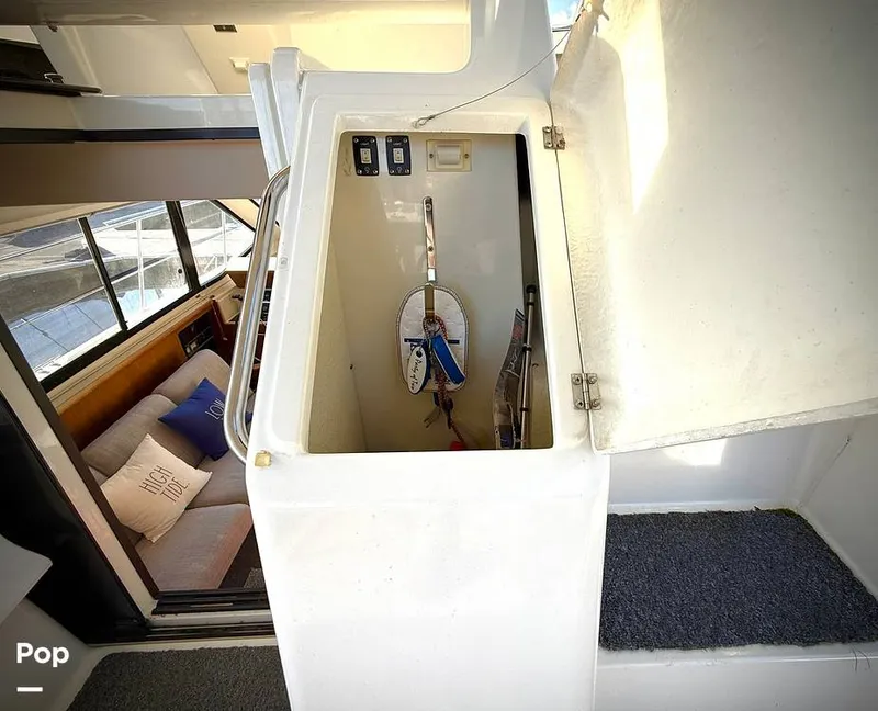 Slide: The Image of Carver Yachts Aft Cabin 350 1993 - 15113151