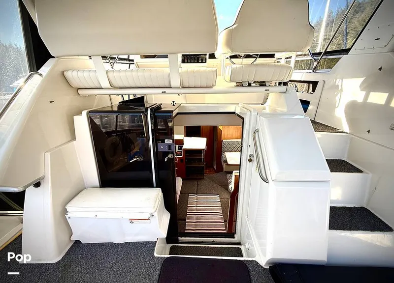 Slide: The Image of Carver Yachts Aft Cabin 350 1993 - 15113155