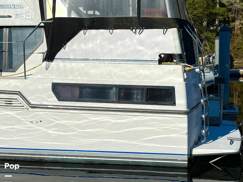 Slide: The Image of Carver Yachts Aft Cabin 350 1993 - 15113207