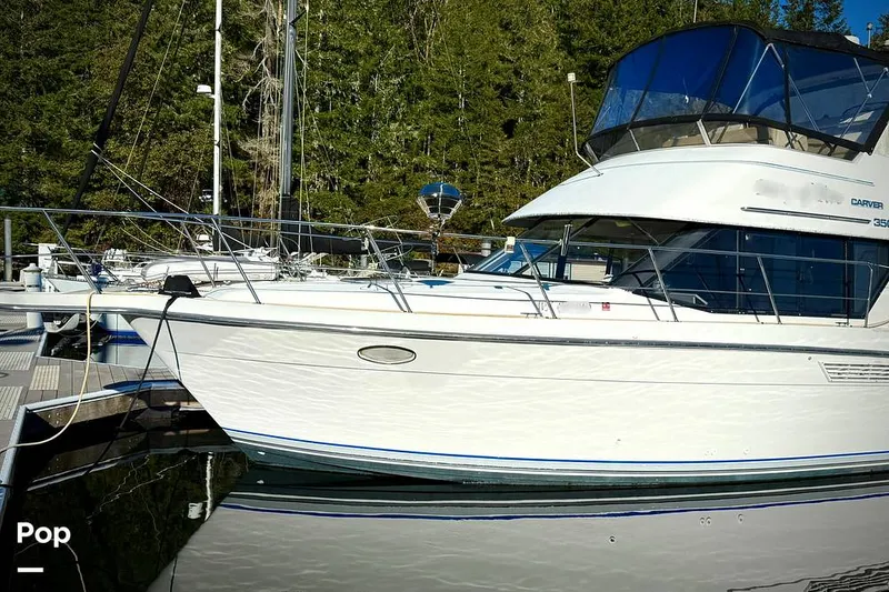 Slide: The Image of Carver Yachts Aft Cabin 350 1993 - 15141578