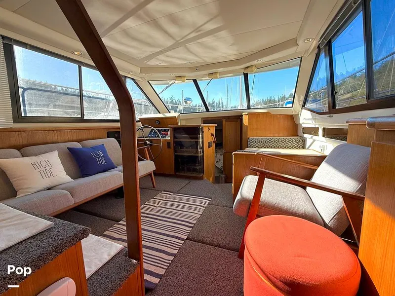 Slide: The Image of Carver Yachts Aft Cabin 350 1993 - 15100713