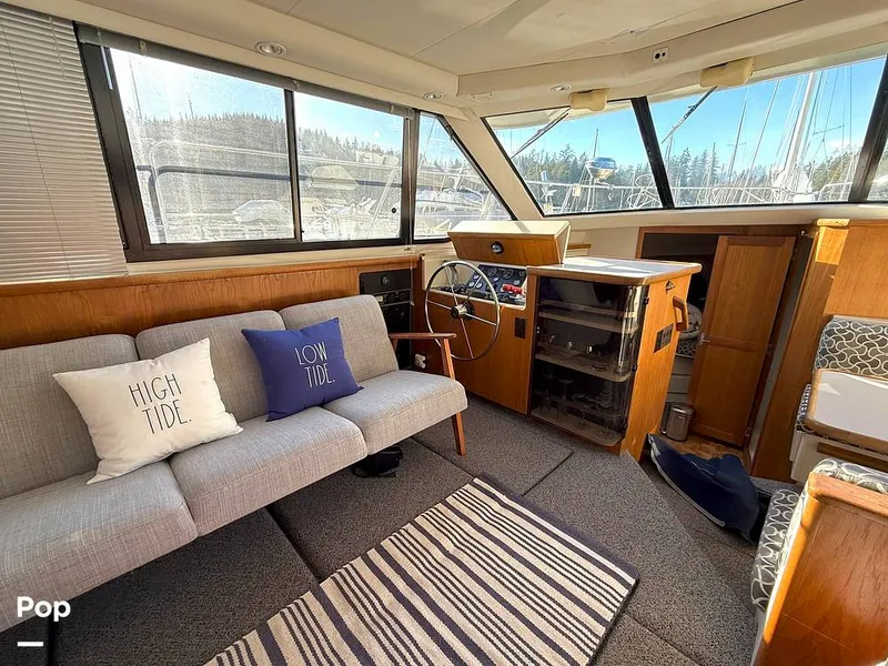 Slide: The Image of Carver Yachts Aft Cabin 350 1993 - 15113063
