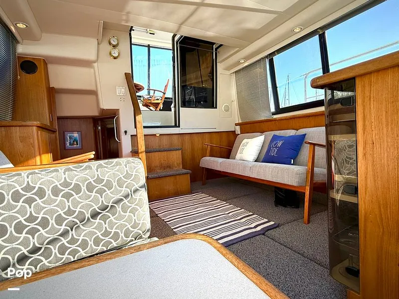 Slide: The Image of Carver Yachts Aft Cabin 350 1993 - 15113081