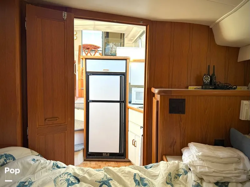 Slide: The Image of Carver Yachts Aft Cabin 350 1993 - 15113084