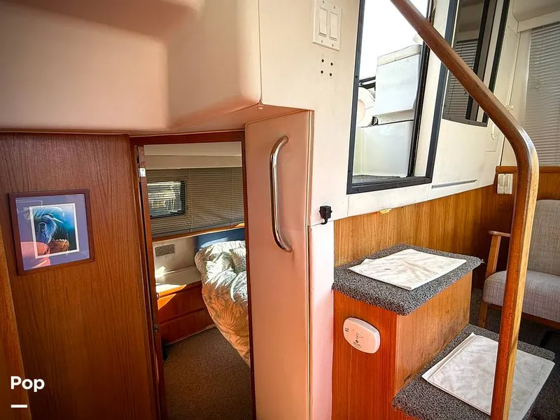 Slide: The Image of Carver Yachts Aft Cabin 350 1993 - 15113093