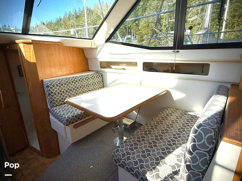 Slide: The Image of Carver Yachts Aft Cabin 350 1993 - 15113094