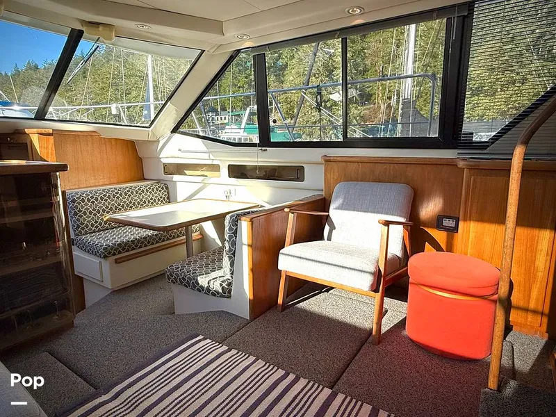 Slide: The Image of Carver Yachts Aft Cabin 350 1993 - 15113098