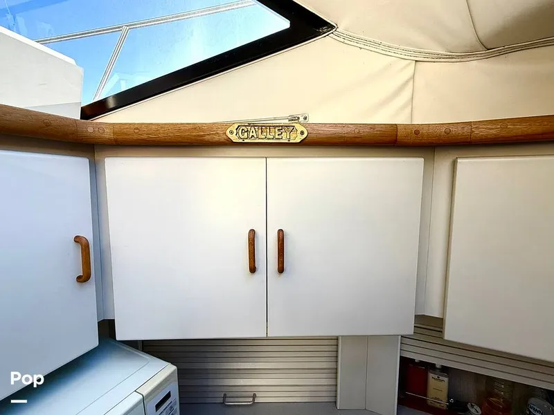 Slide: The Image of Carver Yachts Aft Cabin 350 1993 - 15113101