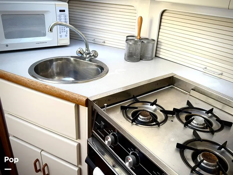 Slide: The Image of Carver Yachts Aft Cabin 350 1993 - 15113114