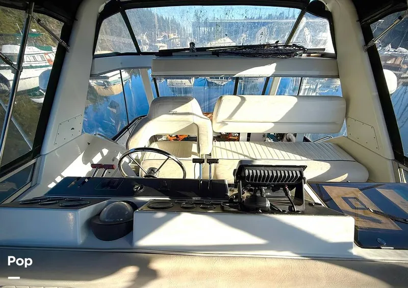 Slide: The Image of Carver Yachts Aft Cabin 350 1993 - 15113122