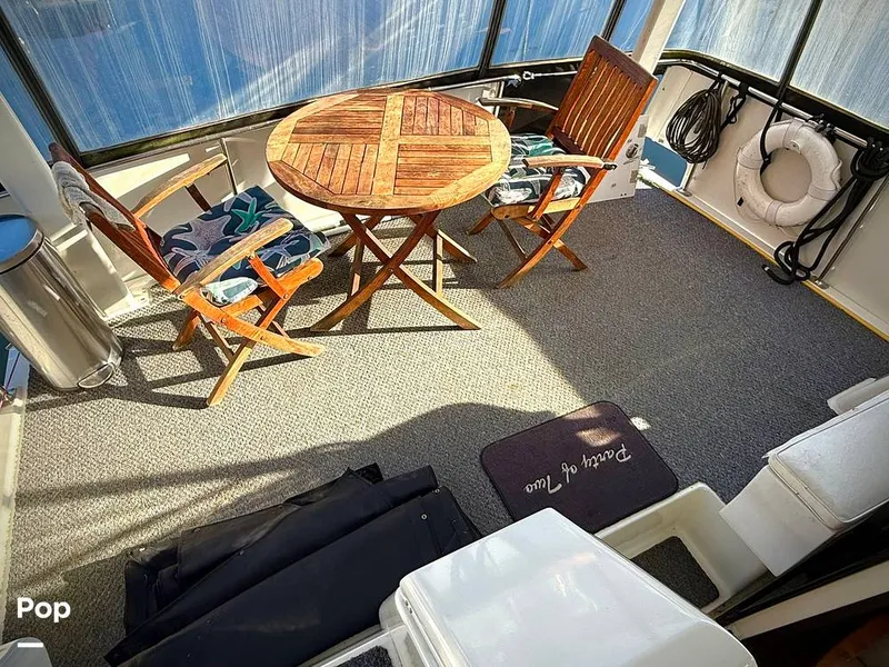 Slide: The Image of Carver Yachts Aft Cabin 350 1993 - 15113124
