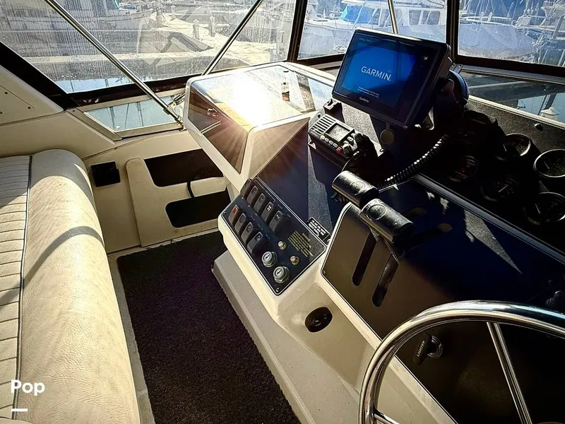 Slide: The Image of Carver Yachts Aft Cabin 350 1993 - 15113129