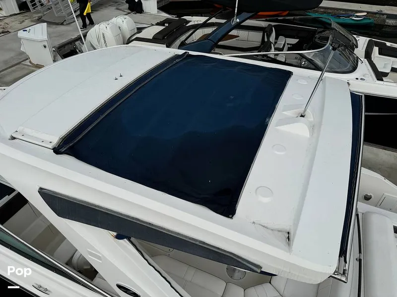 Slide: The Image of Sea Ray SLX 310 OB 2019 - 14953159