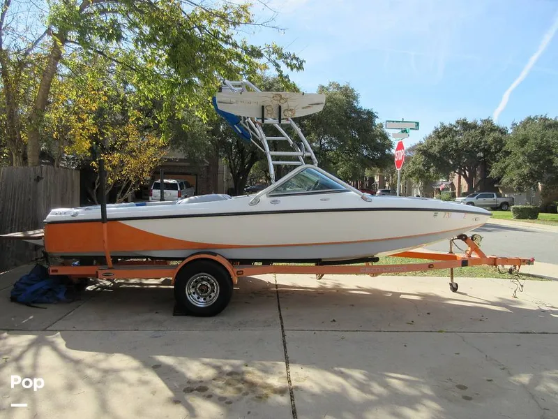 The Image of Long Shot Side - 15005833