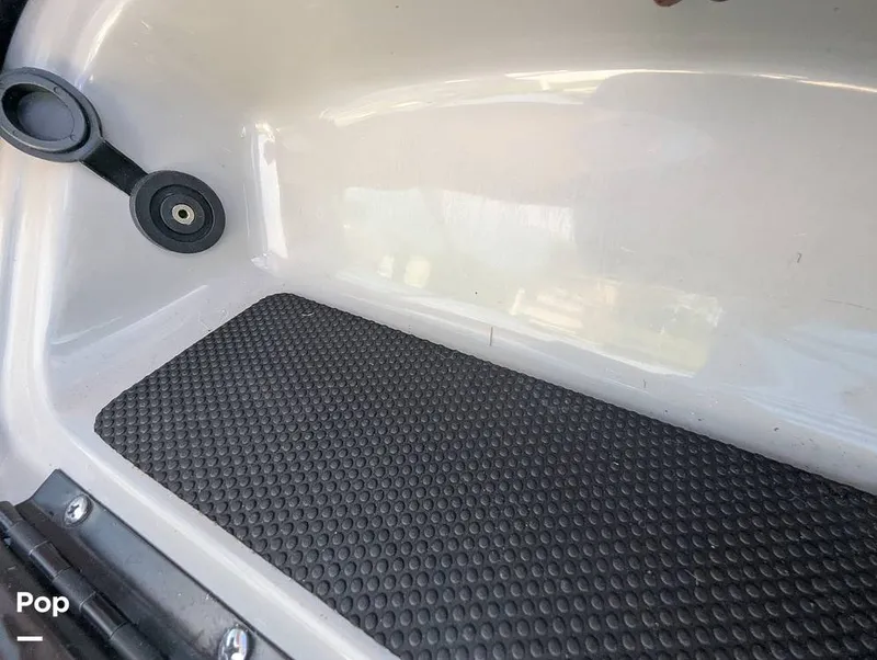 Slide: The Image of Chaparral 21 Deluxe H20 Fish and Ski 2019 - 15752862