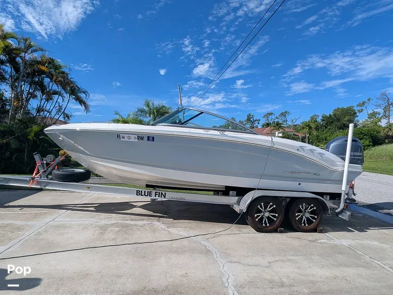 Slide: The Image of Chaparral 21 Deluxe H20 Fish and Ski 2019 - 15753747