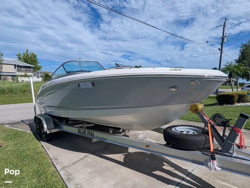 Slide: The Image of Chaparral 21 Deluxe H20 Fish and Ski 2019 - 15753903
