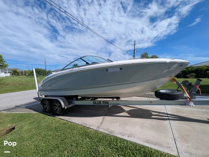 Slide: The Image of Chaparral 21 Deluxe H20 Fish and Ski 2019 - 15753907