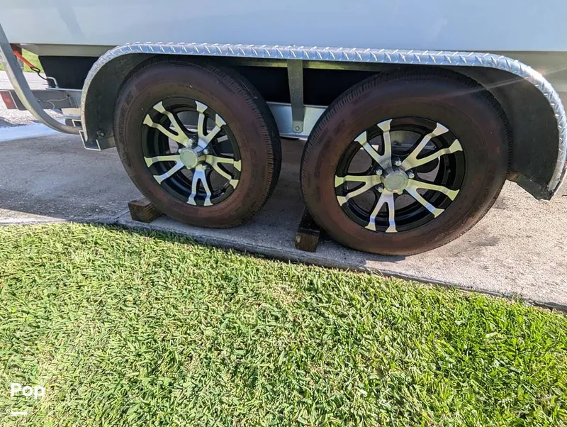 Slide: The Image of Chaparral 21 Deluxe H20 Fish and Ski 2019 - 15822295