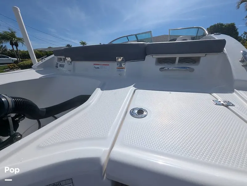 Slide: The Image of Chaparral 21 Deluxe H20 Fish and Ski 2019 - 15753915