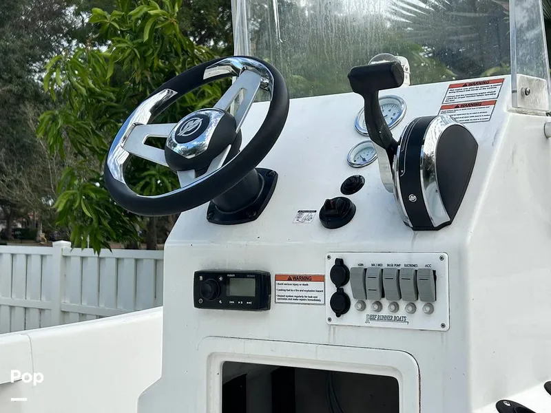 Slide: The Image of Reef Runner 180S 2018 - 15063017