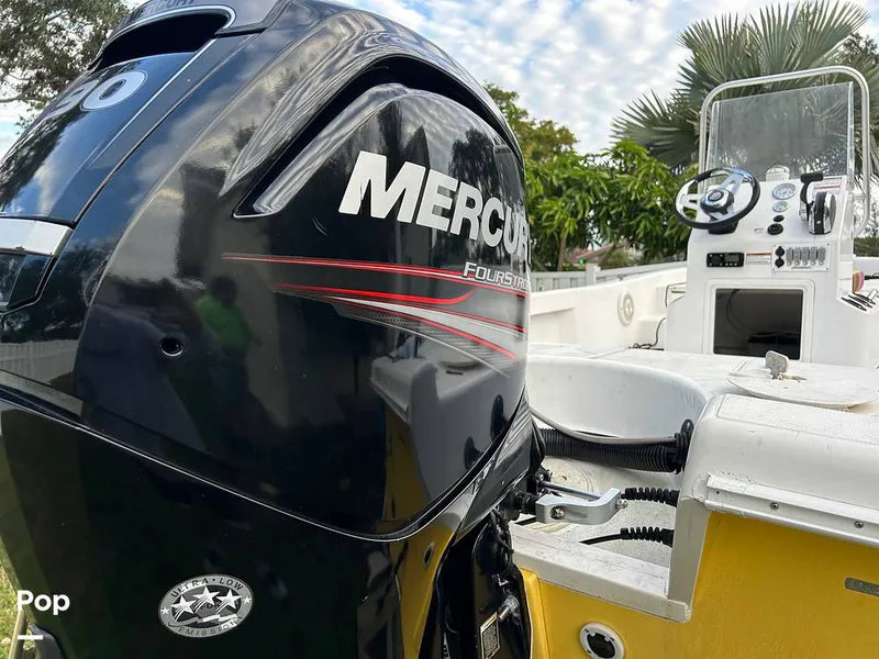 Slide: The Image of Reef Runner 180S 2018 - 15063030