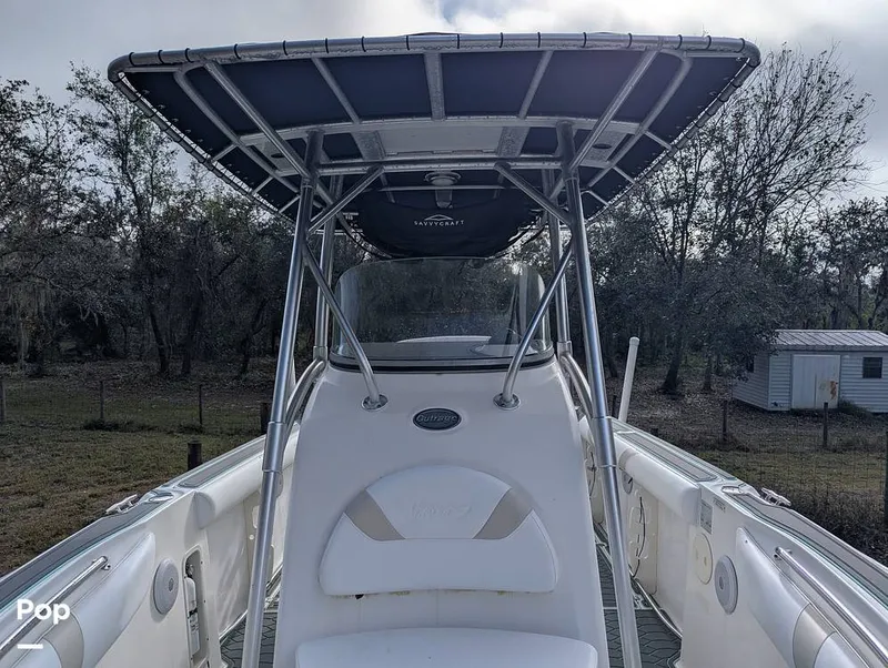 Slide: The Image of Boston Whaler 240 Outrage 2004 - 15025701