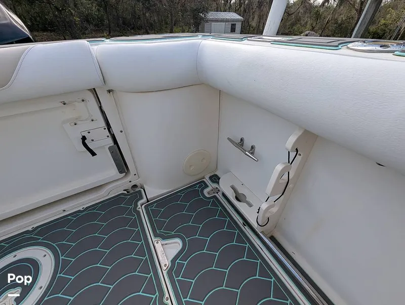 Slide: The Image of Boston Whaler 240 Outrage 2004 - 15025707