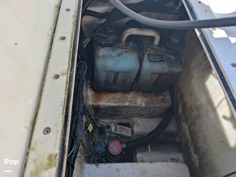 Slide: The Image of Boston Whaler 240 Outrage 2004 - 15025722