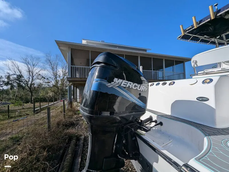 Slide: The Image of Boston Whaler 240 Outrage 2004 - 15025729
