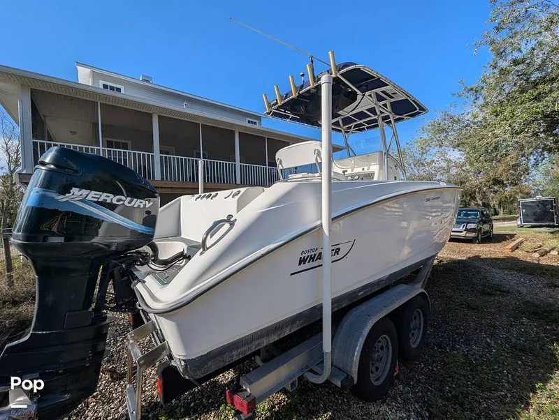 Slide: The Image of Boston Whaler 240 Outrage 2004 - 15025731