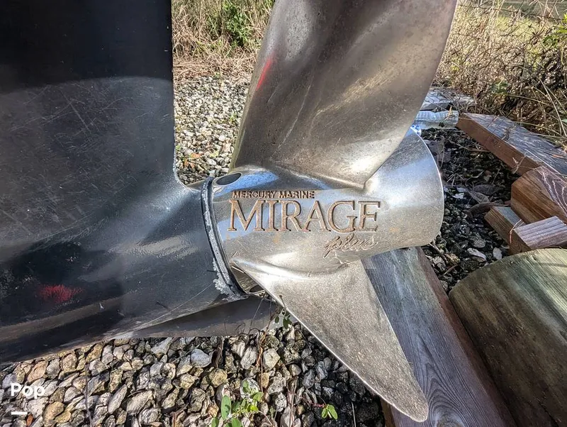 Slide: The Image of Boston Whaler 240 Outrage 2004 - 15027694