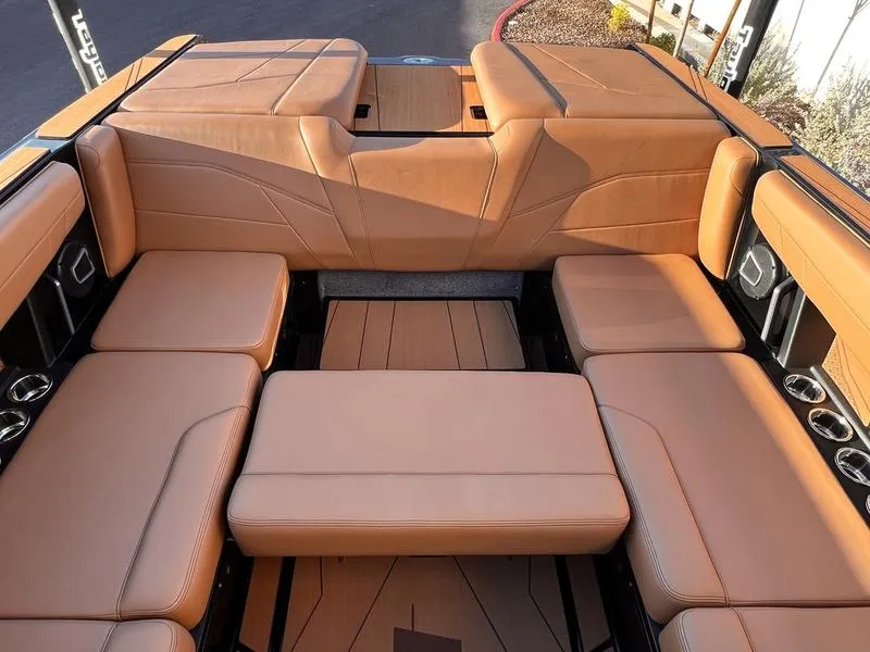 Slide: The Image of Axis Wake Research T250 2026 - 27
