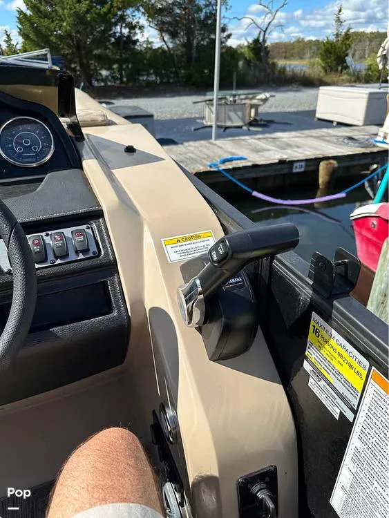 Slide: The Image of Godfrey 235 SFL Monaco 2022 - 14983825