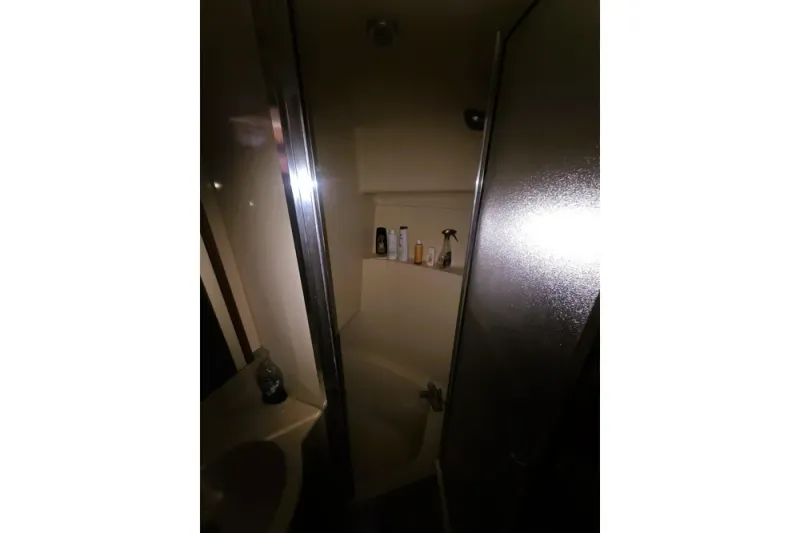 Slide: The Image of Meridian 381 Sedan 2004 - 13