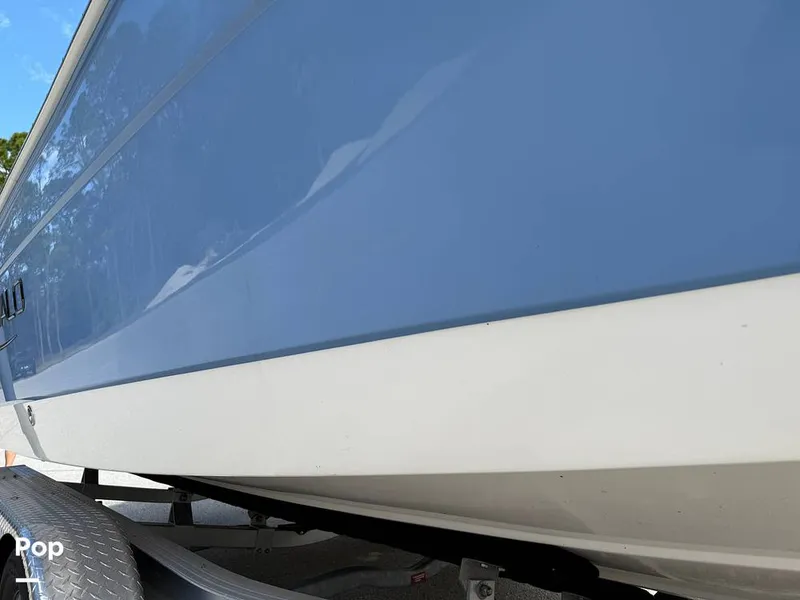 Slide: The Image of Robalo R222 Explorer 2023 - 15022071