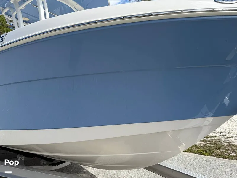 Slide: The Image of Robalo R222 Explorer 2023 - 15022072